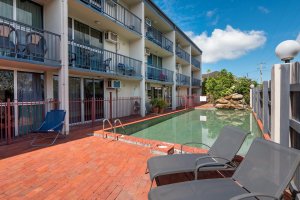 Cairns Holiday Lodge 108 Cairns Holiday Lodge 108
